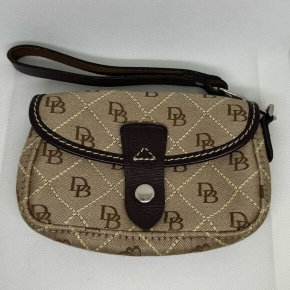 Dooney & Bourke Brown Leather Canvas Flap Wristlet Wallet Signature Logo - Picture 6 of 6